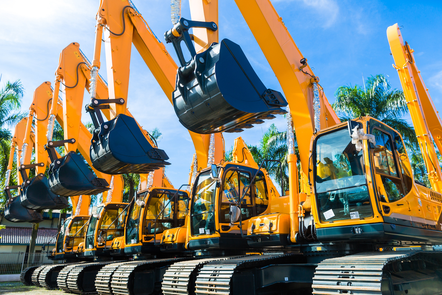 HEAVY EQUIPMENT